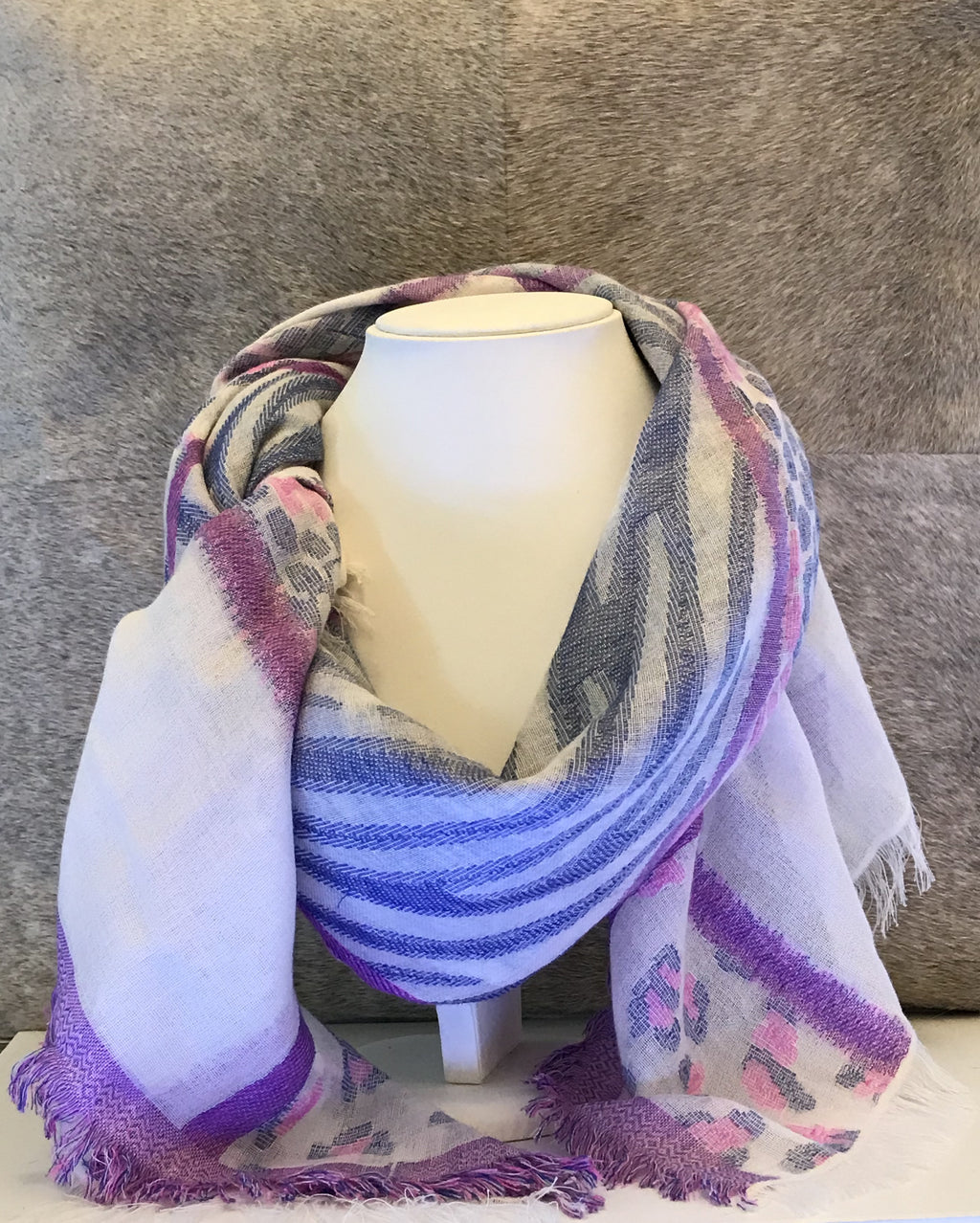 Jaquard Animal scarf blue